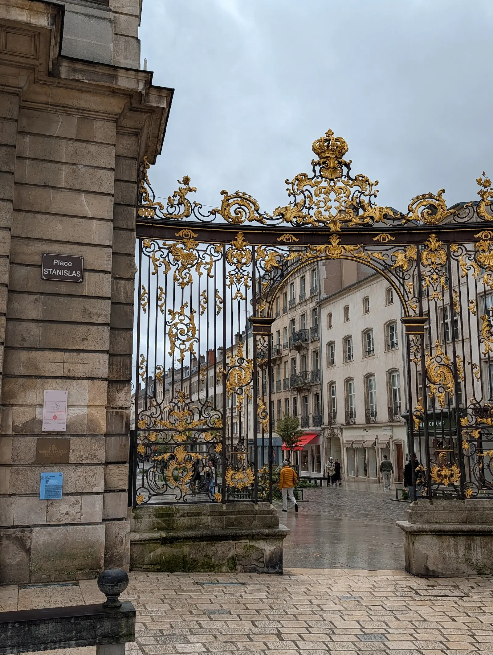 Bramy na Place Stanislas w Nancy